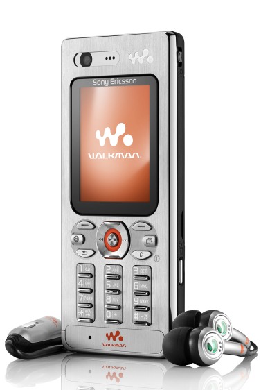 Sony Ericsson W880i:   