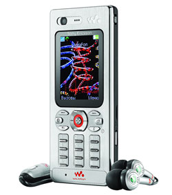 Sony Ericsson W880i -  () 