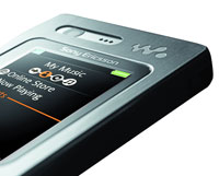 Sony Ericsson W880i -  () 