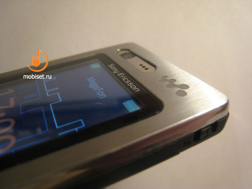 Sony Ericsson W880i