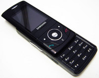    Samsung SGH-D520