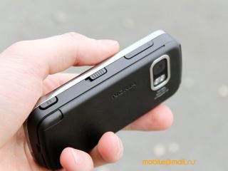   Nokia 5800 Navigation Edition.   