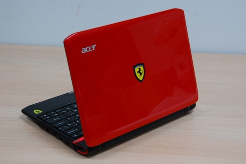 Acer Ferrari One   