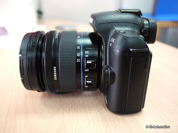 Samsung NX10:  