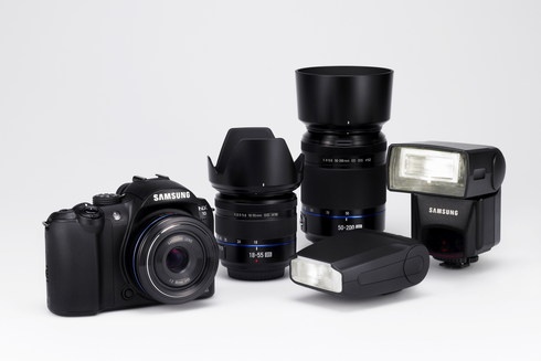 Samsung NX10:  