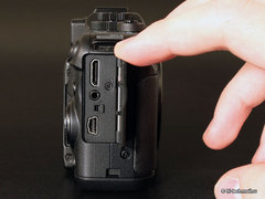   Canon PowerShot G12:    HD-