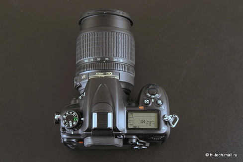  Nikon D7000  :     -