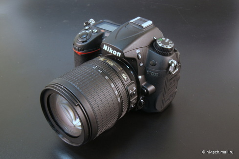  Nikon D7000  :     -