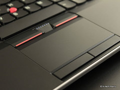   Lenovo ThinkPad Edge:   ThinkPad