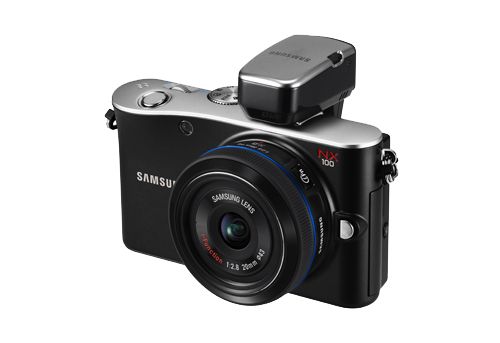   Samsung NX100