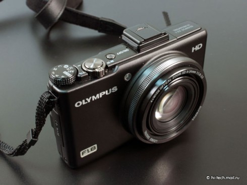   Olympus XZ-1:  