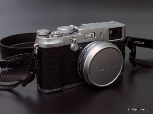  Fujifilm FinePix X100: ,    