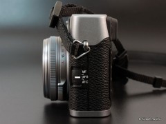  Fujifilm FinePix X100: ,    