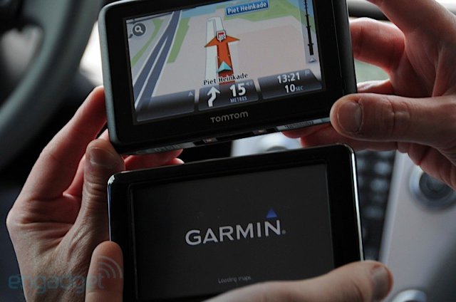 TomTom  GO LIVE 1000 (9  + 2 )