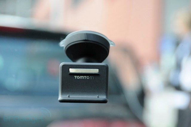 TomTom  GO LIVE 1000 (9  + 2 )