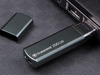 Transcend    USB-   JetFlash 910