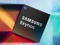   Exynos 2200  Snapdragon 895    