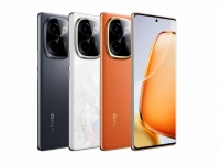   vivo Y200: AMOLED- 120 ,  50    80 