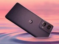   Motorola Edge (2024):  OLED, 50   Sony Lytia  OIS   
