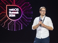 LG    webOS 2024 