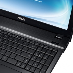 ASUS B53F -  3