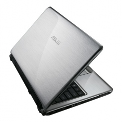 ASUS F83T -  5