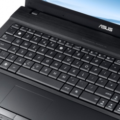 ASUS P52F -  2